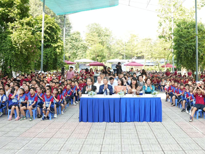 Tỉ lệ trẻ em mắc tật khúc xạ lên tới 75,6%