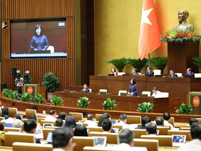 Mong Quốc hội ra Nghị quyết cấm thuốc lá điện tử, thuốc lá nung nóng