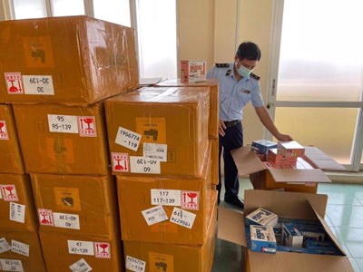 Hà Nội: Đấu tranh chống buôn lậu thuốc lá trên môi trường thương mại điện tử