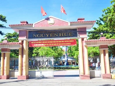 Thừa Thiên Huế: 3 học sinh nhập viện vì hút thuốc lá điện tử