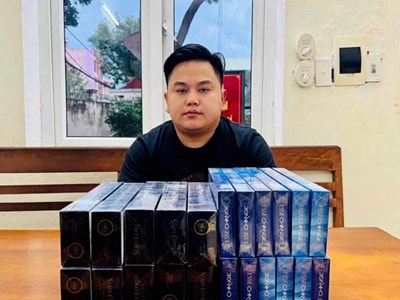 Bắt giữ, tiêu hủy hàng chục nghìn bao thuốc lá lậu