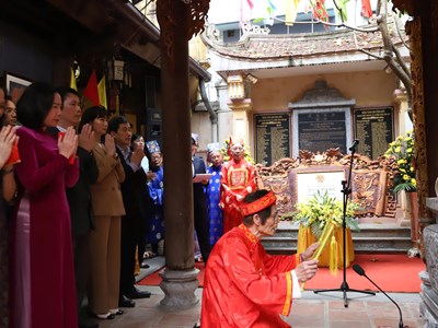 Dâng hương tưởng niệm 981 năm ngày sinh của Hoàng thái hậu - Nguyên phi Ỷ Lan