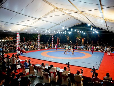 Gần 130 VĐV tham gia giải Vật dân tộc tranh cúp Phùng Hưng