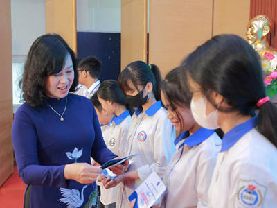 Toàn thể cộng đồng xã hội ưu tiên đầu tư nguồn lực để chăm sóc, phát triển trẻ em