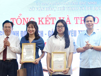 Bắc Ninh: Trao giải cuộc thi “Gia đình đọc sách – Gắn kết yêu thương” năm 2025