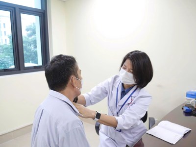 Giảm áp lực khi bệnh nhân không phải đi lấy thuốc hằng tháng