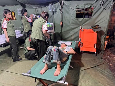 Chuyển viện kịp thời 113 trường hợp nặng khi xem diễu binh, diễu hành