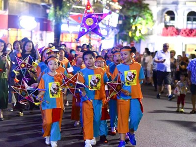 Trải nghiệm Trung thu online “Đêm hội Trăng rằm”