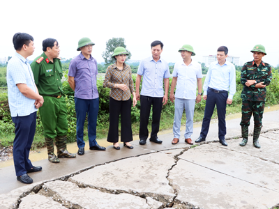 Bắc Ninh: Khẩn trương gia cố các tuyến đê bị sụt lún, nứt mặt…
