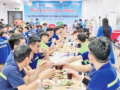 “Bữa cơm Công đoàn” năm 2025: Chăm lo thiết thực, gắn kết người lao động