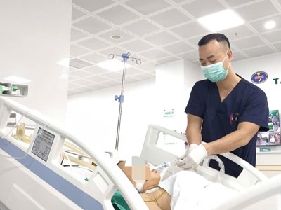 Bệnh nhi 15 tuổi và phụ nữ 36 tuổi vượt “cửa tử” một cách ngoạn mục