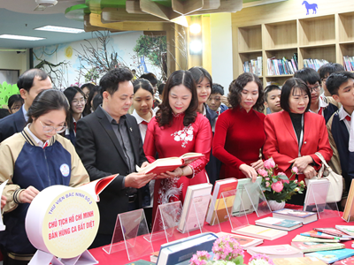 Thư viện Bắc Ninh số 2 khai mạc Phòng trưng bày sách, báo Xuân Bính Ngọ - 2026