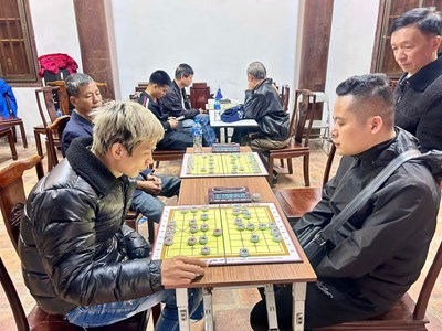 Du Xuân những ngày cuối của kỳ nghỉ Tết Nguyên đán Bính Ngọ