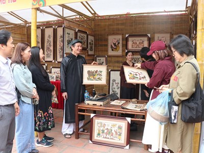 Trưng bày 4 dòng tranh dân gian Việt Nam