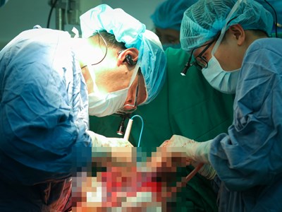 Dấu ấn ghép tạng: 21 bệnh nhân được hồi sinh trong một tuần