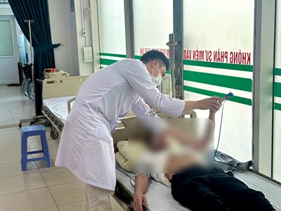 Shipper 21 tuổi gặp tai nạn vì say nắng khi giao hàng giữa trưa