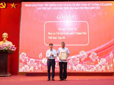 Phường Sơn Tây trao giải Cuộc thi chính luận về bảo vệ nền tảng tư tưởng của Đảng