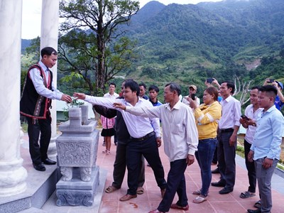 Lên kế hoạch tổ chức lễ hội sâm Ngọc Linh quốc tế lần thứ nhất 