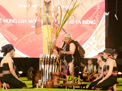 Lễ hội mừng lúa mới đồng bào vùng cao Quảng Nam 