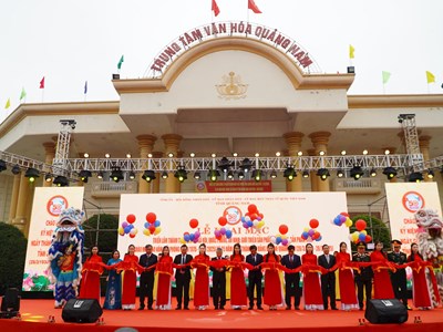 Khai mạc Triển lãm, trưng bày các thành tựu kinh tế - xã hội, quốc phòng, an ninh