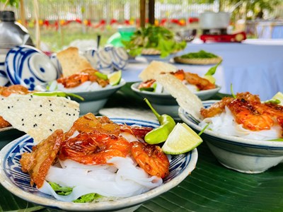 Sắc màu mỳ Quảng