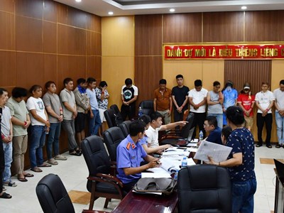 Triệt phá đường dây đánh bạc qua mạng hơn 350 tỉ đồng