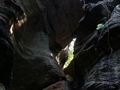 Danh lam thắng cảnh Hang Dơi đón nhận bằng xếp hạng di tích 