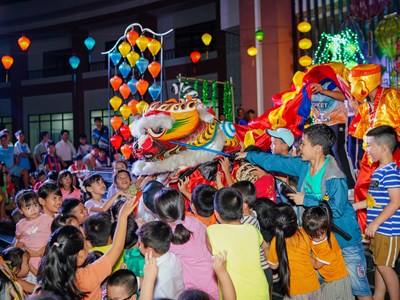 Rộn ràng hoạt động vui Trung thu cho thiếu nhi, tôn vinh di sản văn hóa