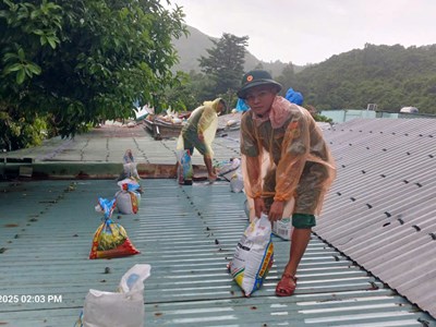 Thành lập Ban chỉ huy tiền phương ứng phó bão số 10