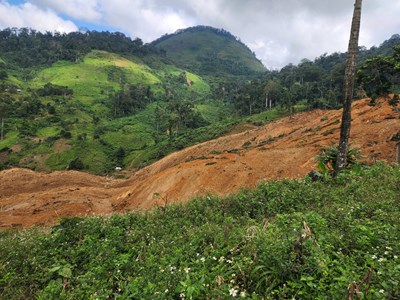 3 người mất liên lạc, 3 lán trại bị vùi lấp