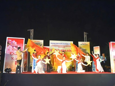 Các hoạt động văn hóa, văn nghệ đón Tết Bính Ngọ tại Đà Nẵng