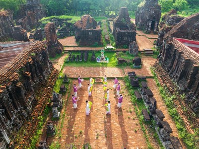 Nhiều ưu đãi dành cho du khách tham quan Mỹ Sơn dịp lễ 