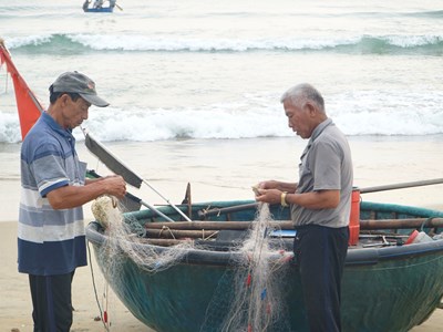 Phiên chợ “chạy” cùng bình minh