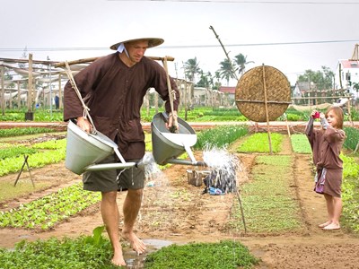 Kỳ cuối - Từ gian trưng bày đến đơn hàng bền vững