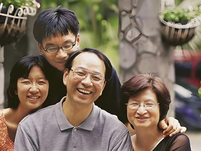 Qua nửa đời người mới thấm: Gia đình có yên ấm hay không, đôi khi lại do đứa “kém cỏi nhất” quyết định