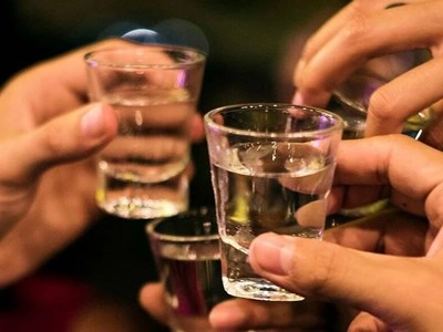 Uống rượu không lo ảnh hưởng sức khỏe: Bác sĩ tiết lộ “thuốc giải” không cần đến hiệu thuốc