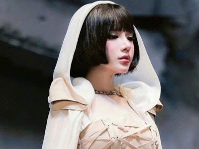 Nữ chính phim “Thỏ ơi” nhan sắc đỉnh nóc ngỡ bước ra từ AI, nhìn lại ảnh quá khứ mới thấy “một trời một vực“!