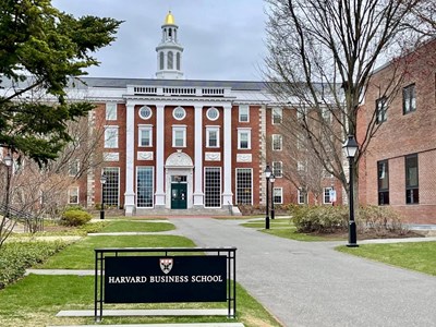 Ngành học nào ở Đại học Harvard là đỉnh nhất?