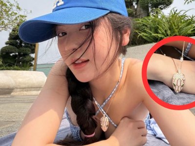 Xôn xao hình ảnh đi tắm nắng của Chu Thanh Huyền 