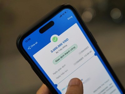 Chuyển khoản số tiền lớn: 4 dấu hiệu bất thường khiến giao dịch bị ngân hàng rà soát và kiểm tra 