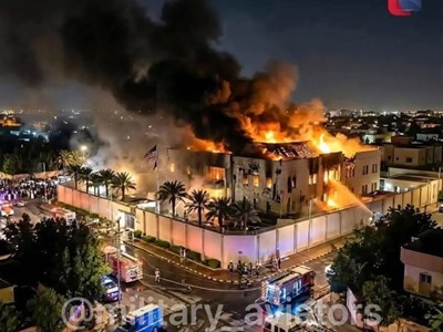 'Thiệt hại nhỏ' hay 'cháy ngút trời'? Ảnh lan truyền về Đại sứ quán Mỹ tại Saudi Arabia bị bóc trần