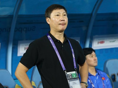 Vì sao FIFA và AFF không thể gộp hai giải ASEAN Cup thành một, buộc phải tổ chức riêng?