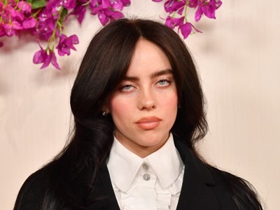 Hiện tượng Billie Eilish thống trị Lễ trao giải AMAs 2025