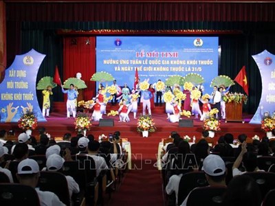 Đưa tỉ lệ hút thuốc lá ở nam giới xuống còn 35% vào năm 2030