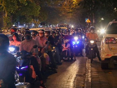 Điều chỉnh nhiều ‘điểm đen’ giao thông gây ùn tắc tại Hà Nội