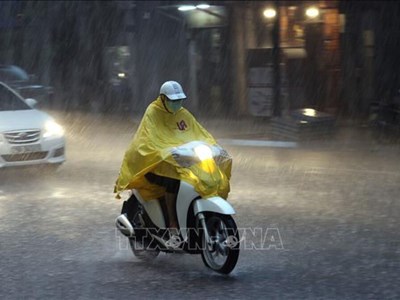 Bắc Bộ đón mưa dông xua tan nắng nóng từ đêm 2.6