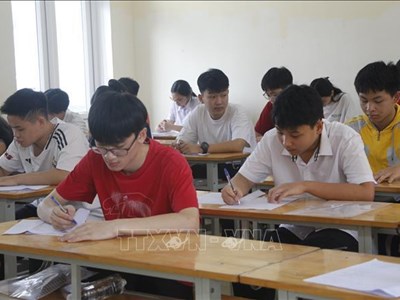 Kỳ thi tuyển sinh vào lớp 10: Giảm áp lực cho học sinh