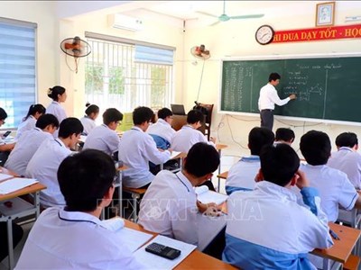 Thanh Hóa xem xét ký hợp đồng lao động 12 tháng với hơn 3.800 giáo viên