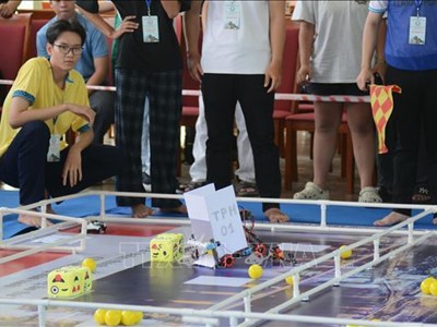 Phát triển kỹ năng sáng tạo robotics cho học sinh