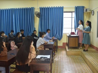 Kỳ thi tốt nghiệp THPT năm 2025: Dồn lực hỗ trợ học sinh vùng khó